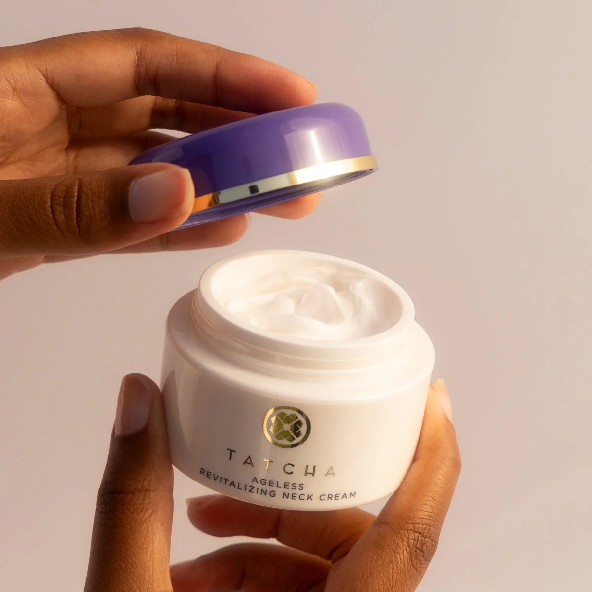 Ageless Revitalizing Neck Cream - Image 6