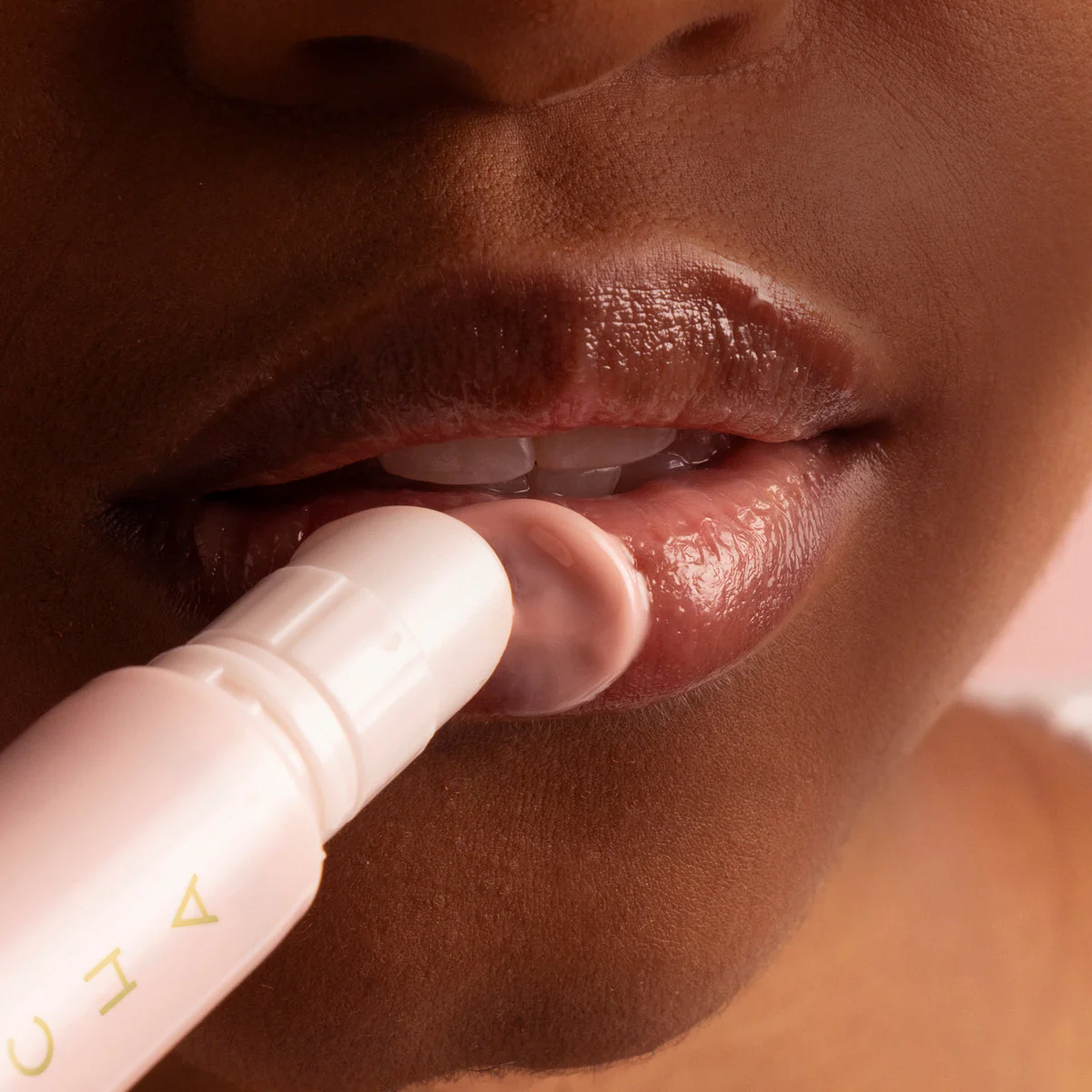 The Kissu Lip Treatment - Image 6